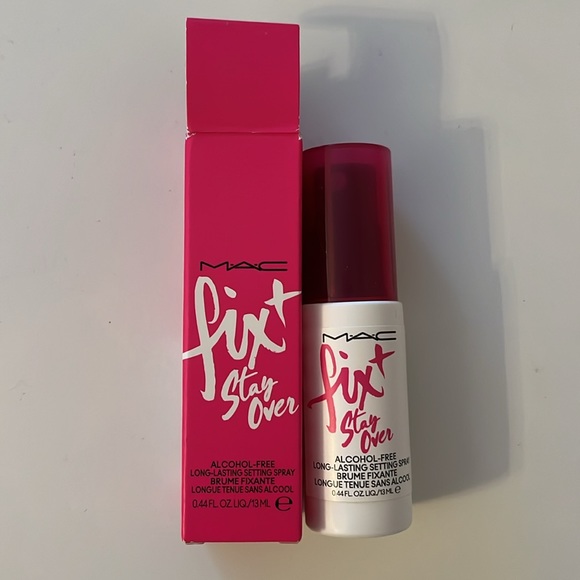 MAC Fix + Stay Over Setting Spray - FREE WITH PURCHASE - Picture 4 of 4